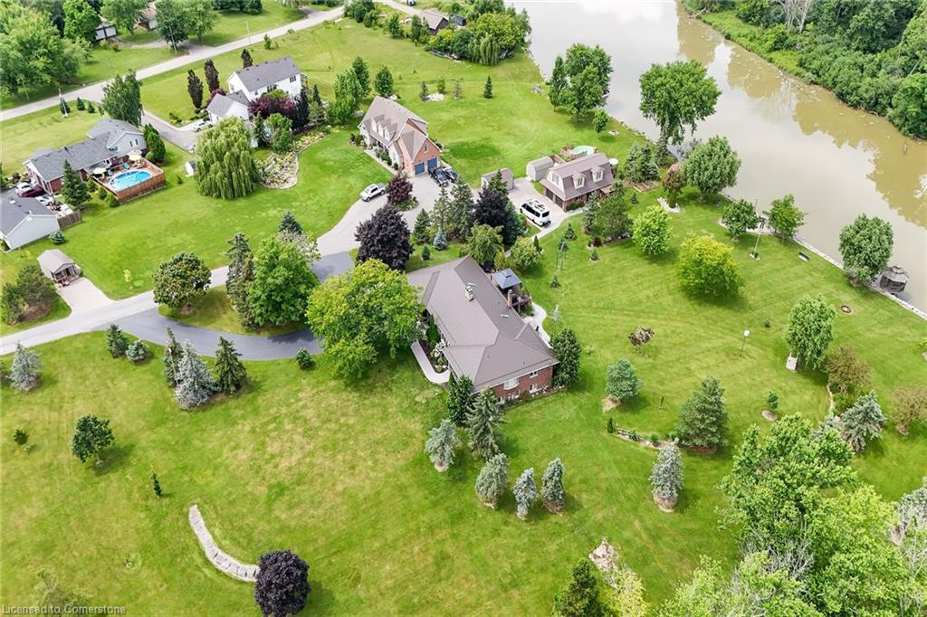 32 Haldimand Trail Property Photo 49