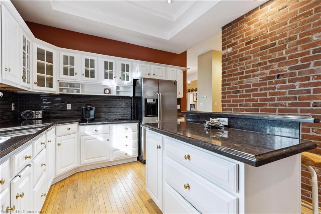2 12th Street Property Photo 17