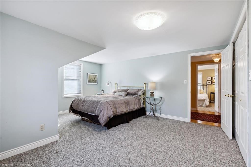 2 12th Street Property Photo 24