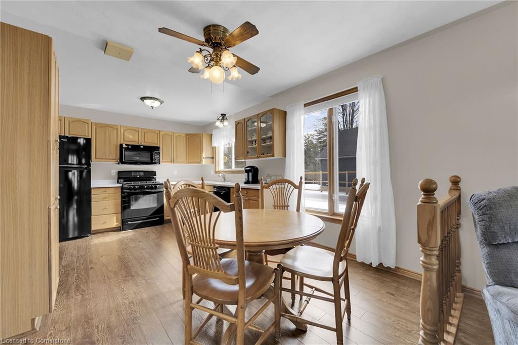 145 Cross Street E Property Photo 7