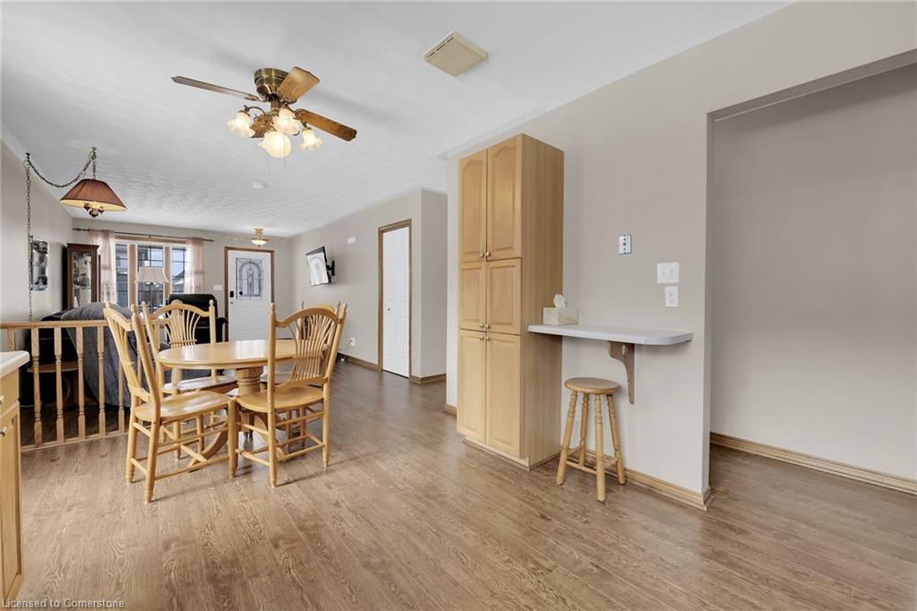 145 Cross Street E Property Photo 13