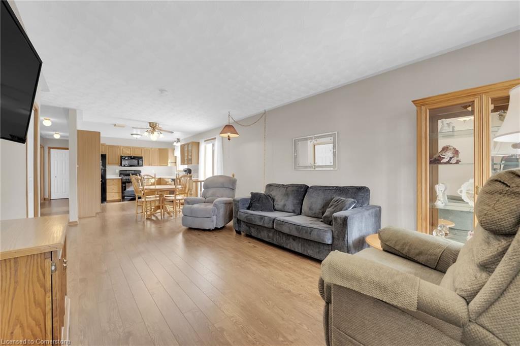 145 Cross Street E Property Photo 16