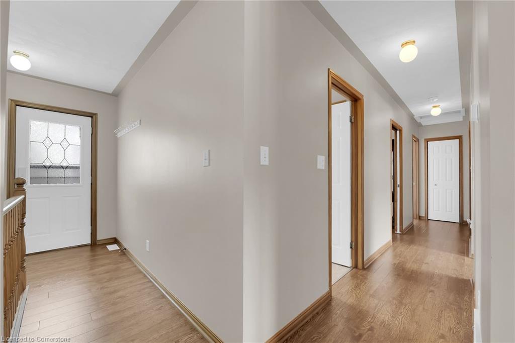145 Cross Street E Property Photo 18