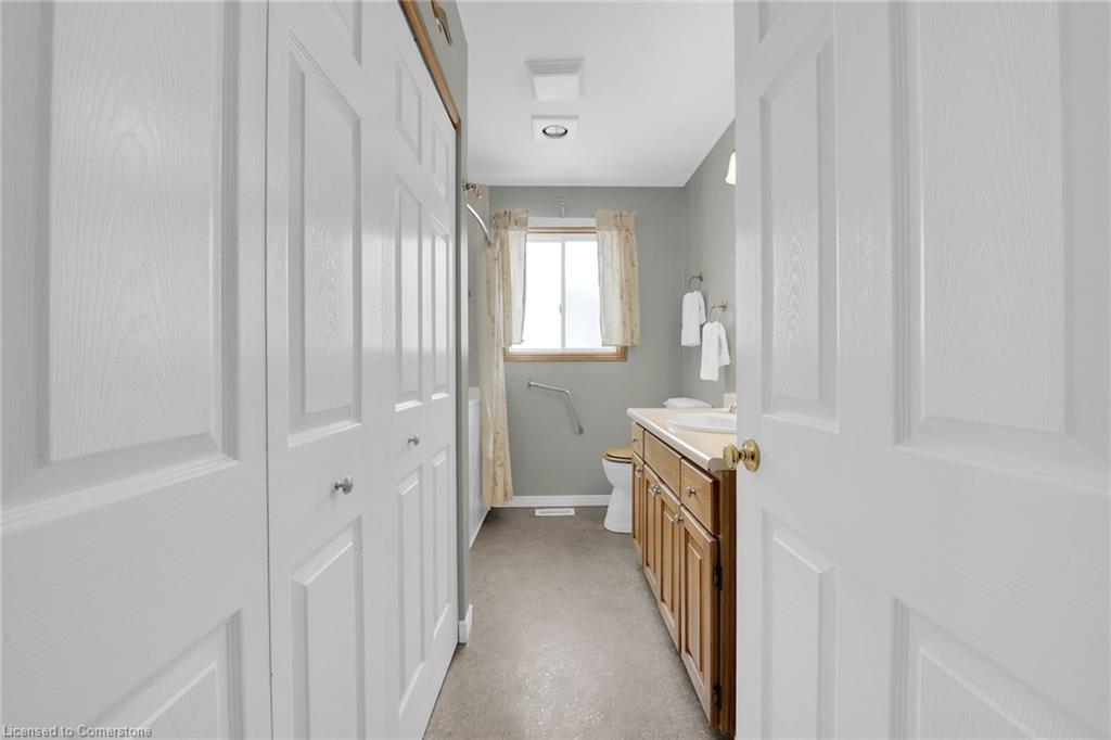 145 Cross Street E Property Photo 19