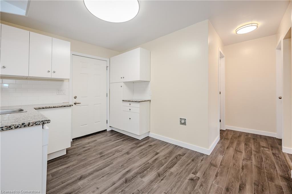 73 Albany Avenue Property Photo 3