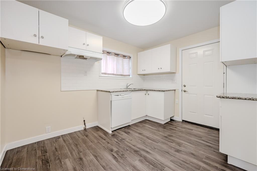 73 Albany Avenue Property Photo 10