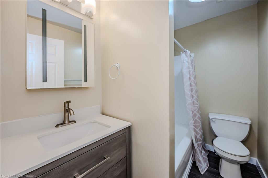 73 Albany Avenue Property Photo 11