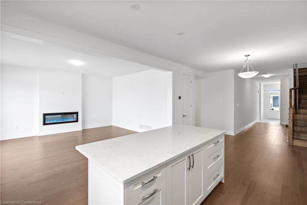 16 Aster Woods Drive Property Photo 8