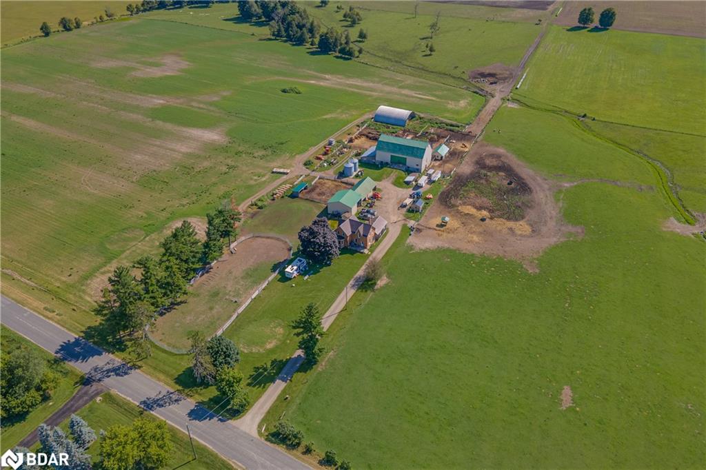6409 10th Line Property Photo 31