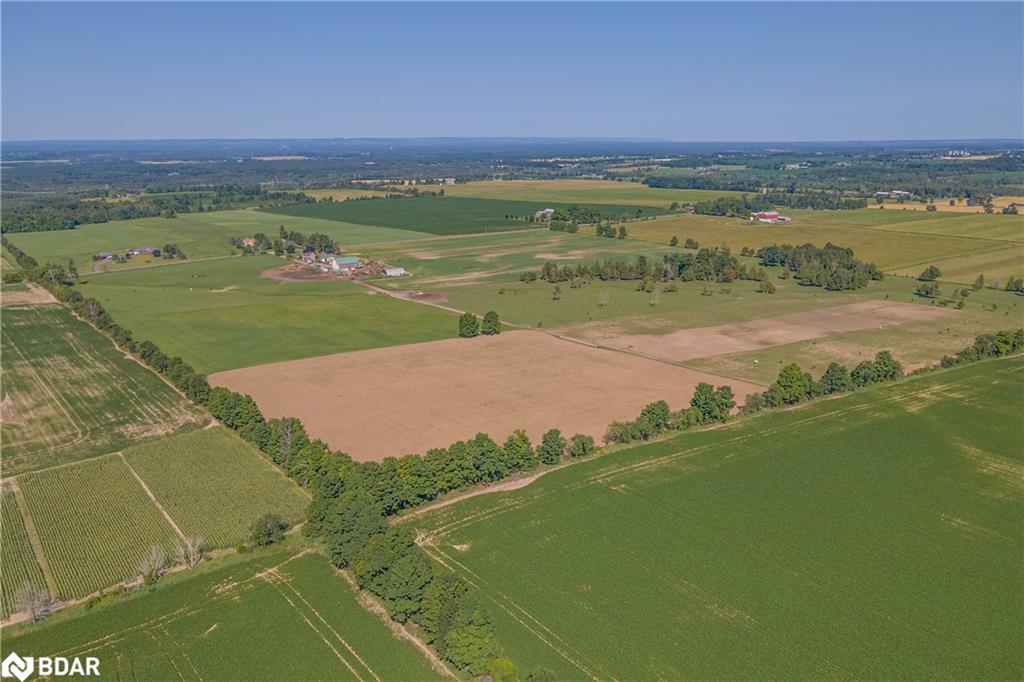 6409 10th Line Property Photo 38