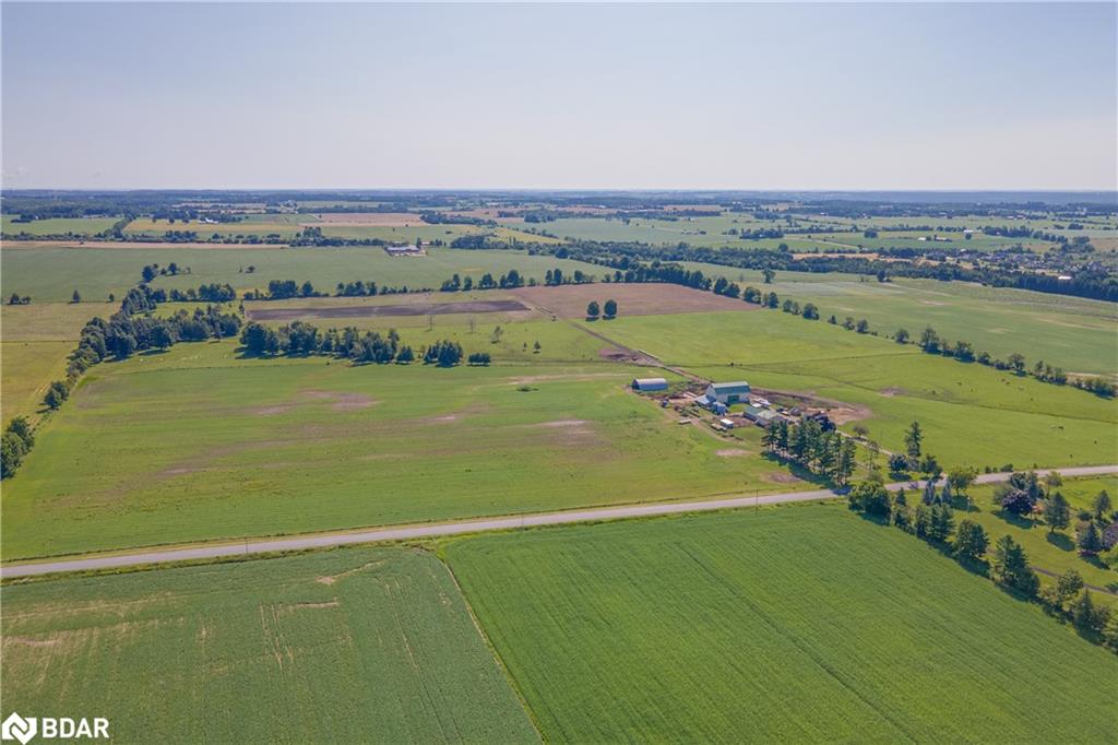 6409 10th Line Property Photo 41