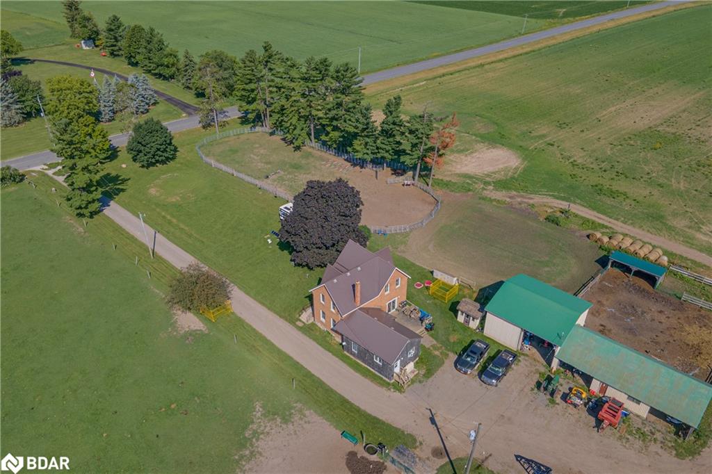 6409 10th Line Property Photo 42