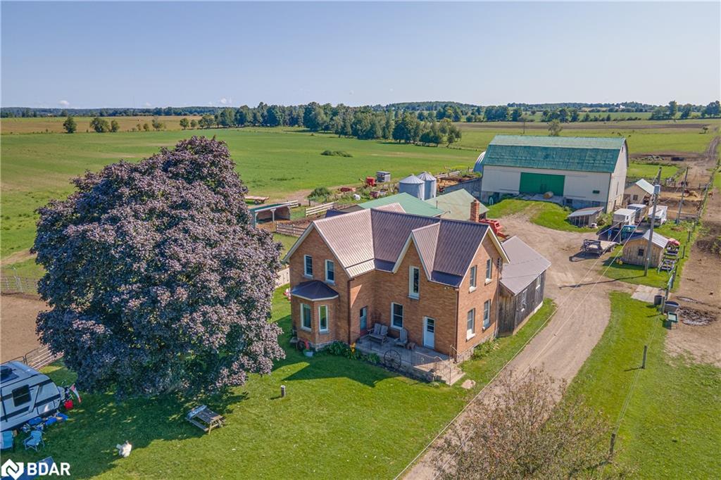 6409 10th Line Property Photo 45