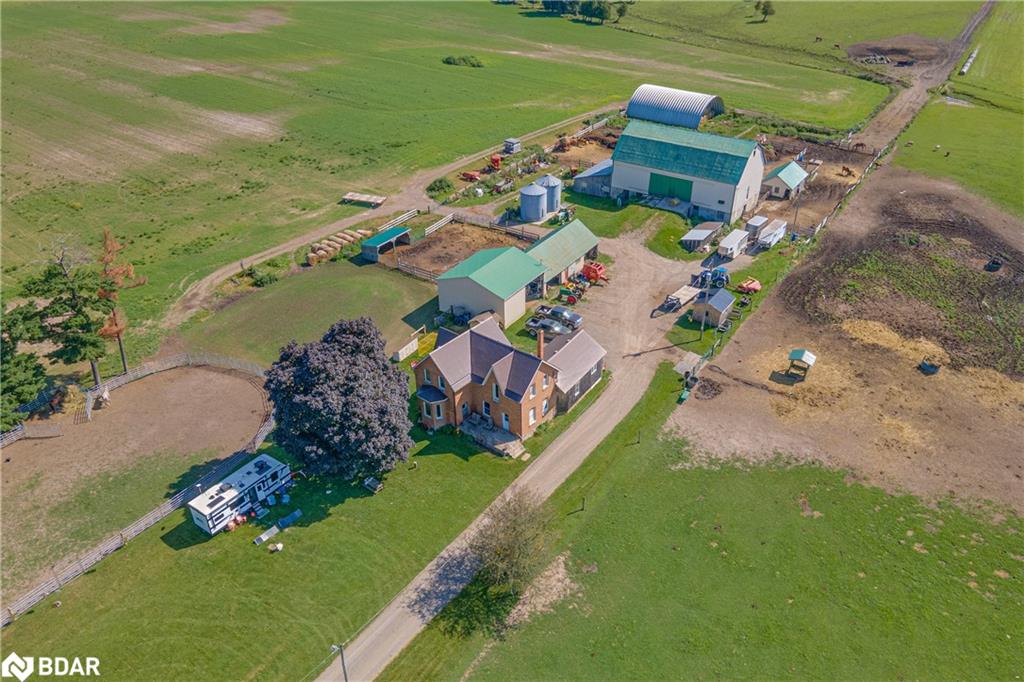 6409 10th Line Property Photo 46
