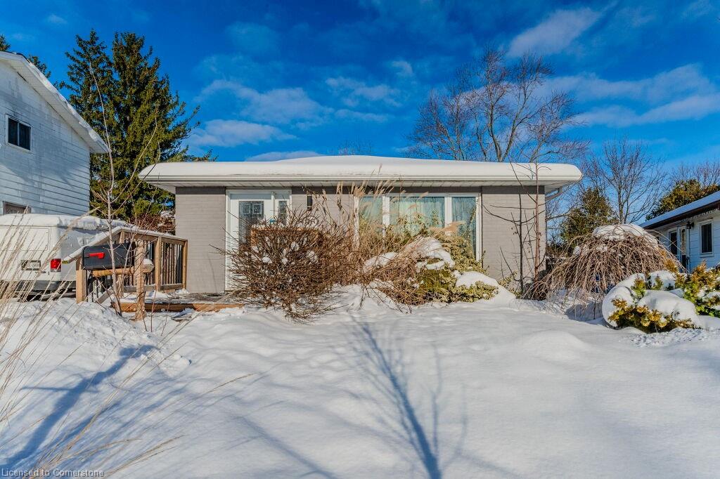 96 Rossford Crescent Property Photo 2