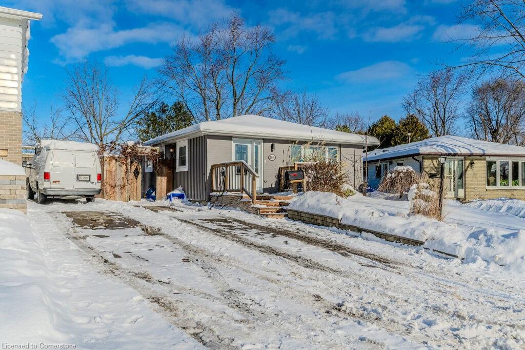 96 Rossford Crescent Property Photo 6