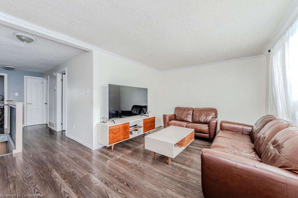 96 Rossford Crescent Property Photo 15