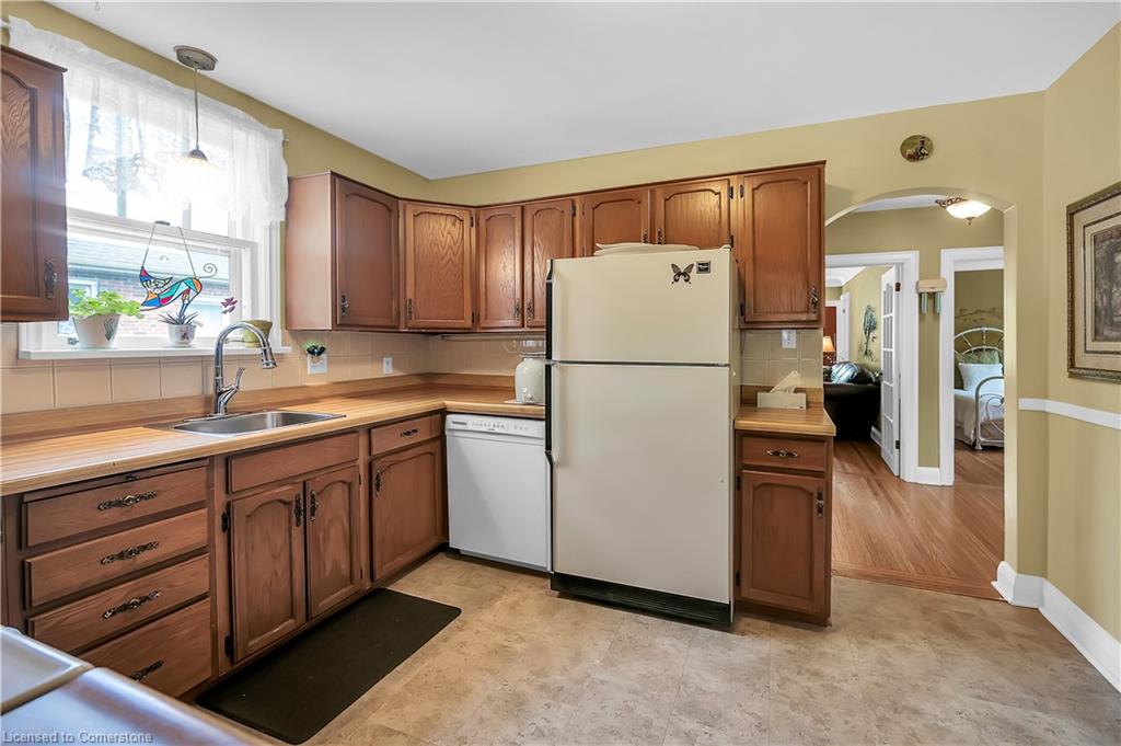 360 Guelph Line Property Photo 16