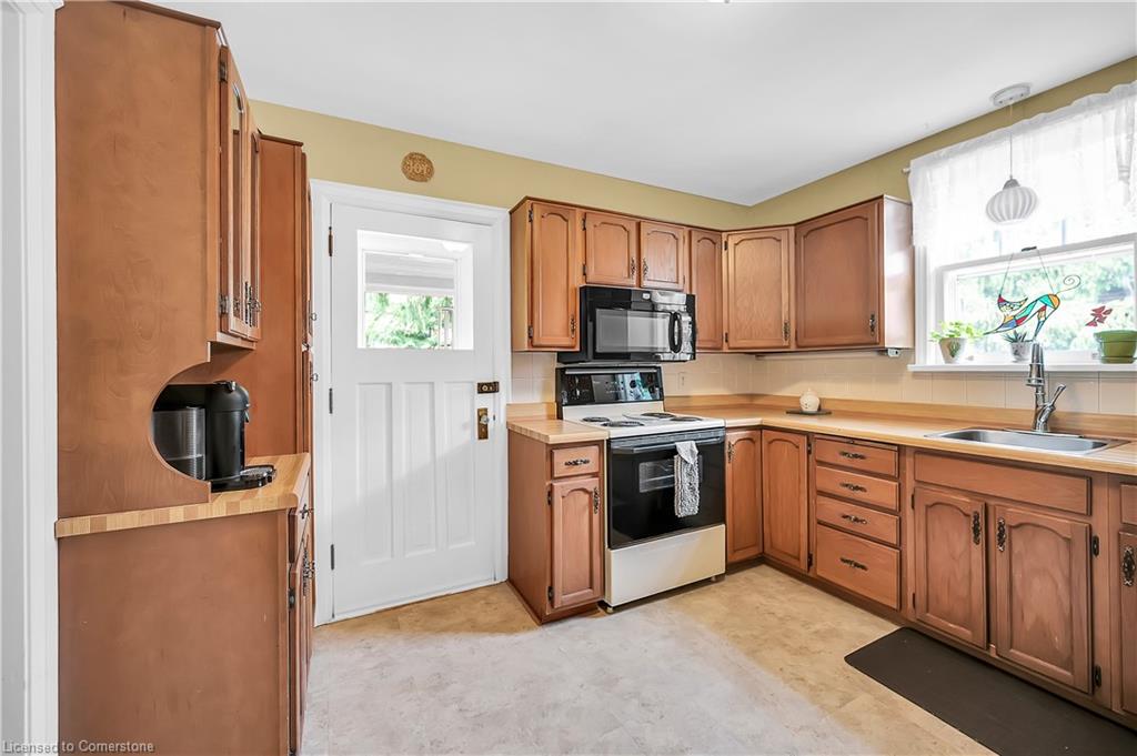 360 Guelph Line Property Photo 17
