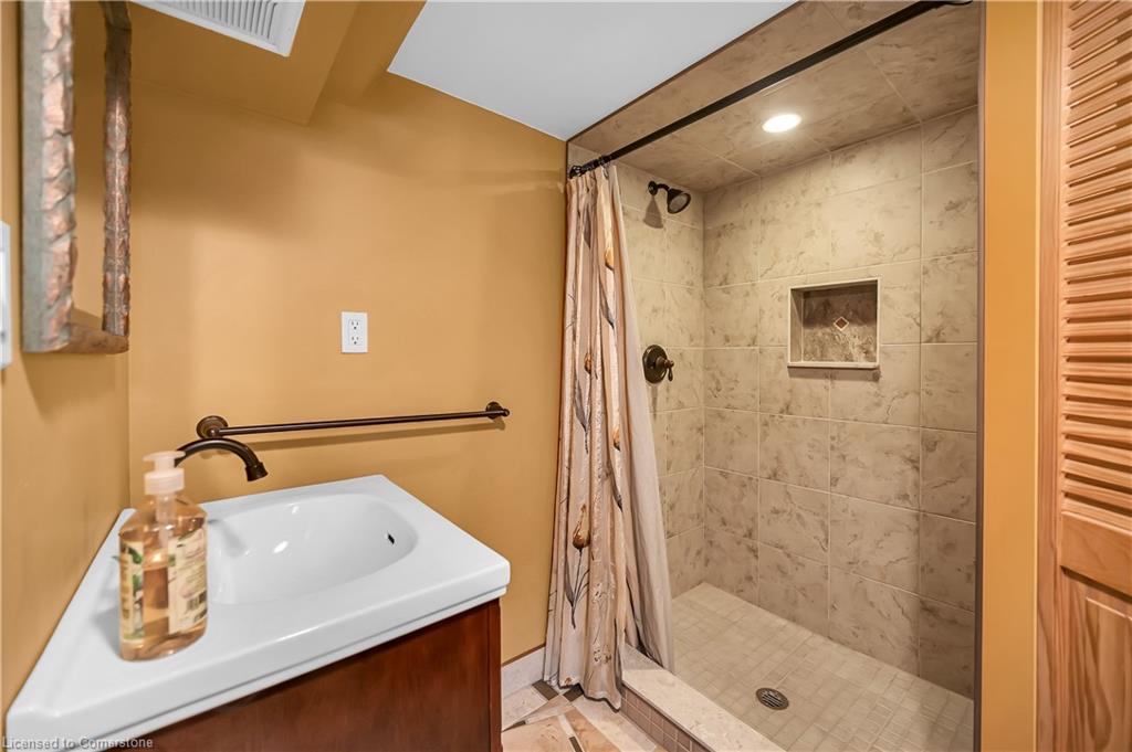 360 Guelph Line Property Photo 42