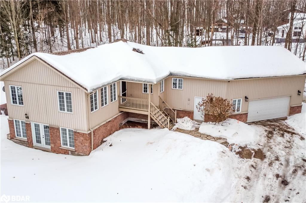 4927 25 Side Road Property Photo