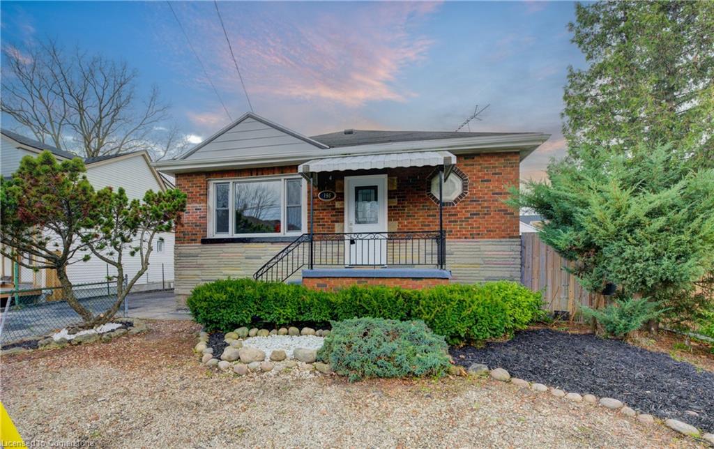 196 Queensdale Avenue E Property Photo