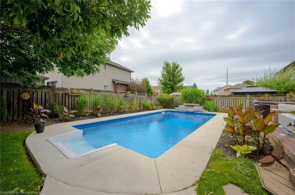 5 Dunrobin Drive Property Photo 34