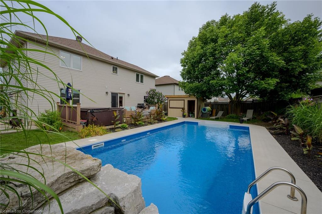 5 Dunrobin Drive Property Photo 37