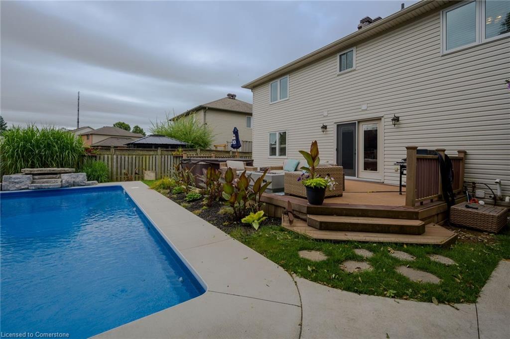 5 Dunrobin Drive Property Photo 38