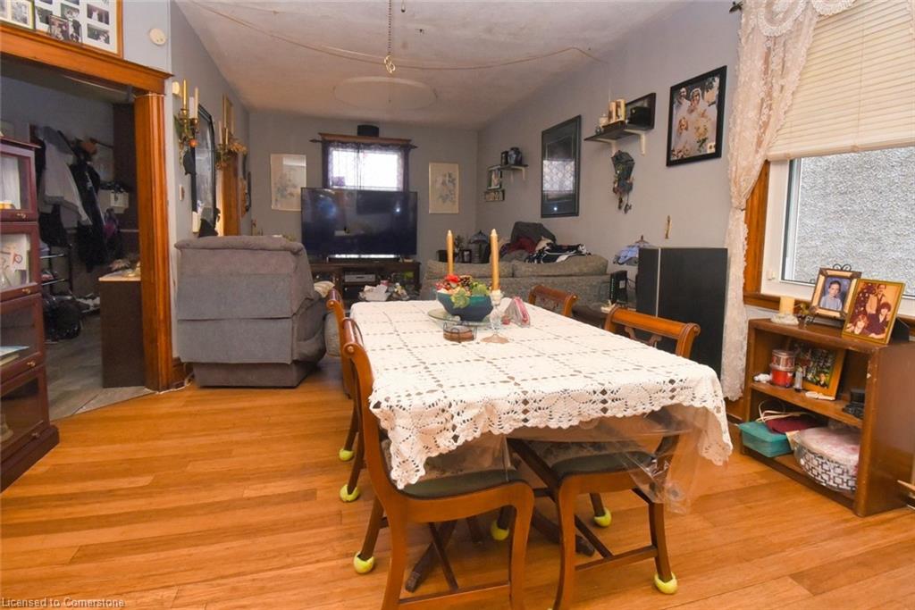 522 Cannon Street E Property Photo 7