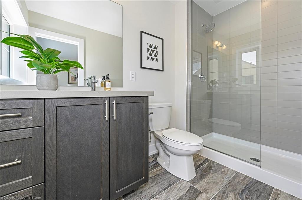 38-2273 Turnberry Road Property Photo 32