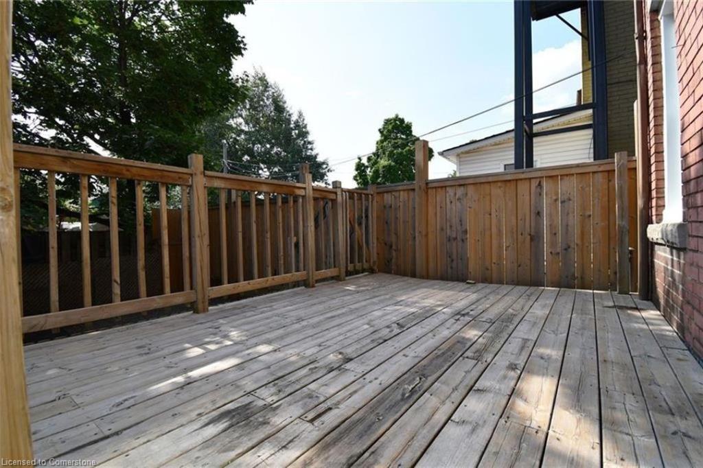 242 Balmoral Avenue N Property Photo 25