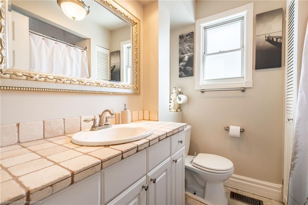 30 Cecil Street Property Photo 11