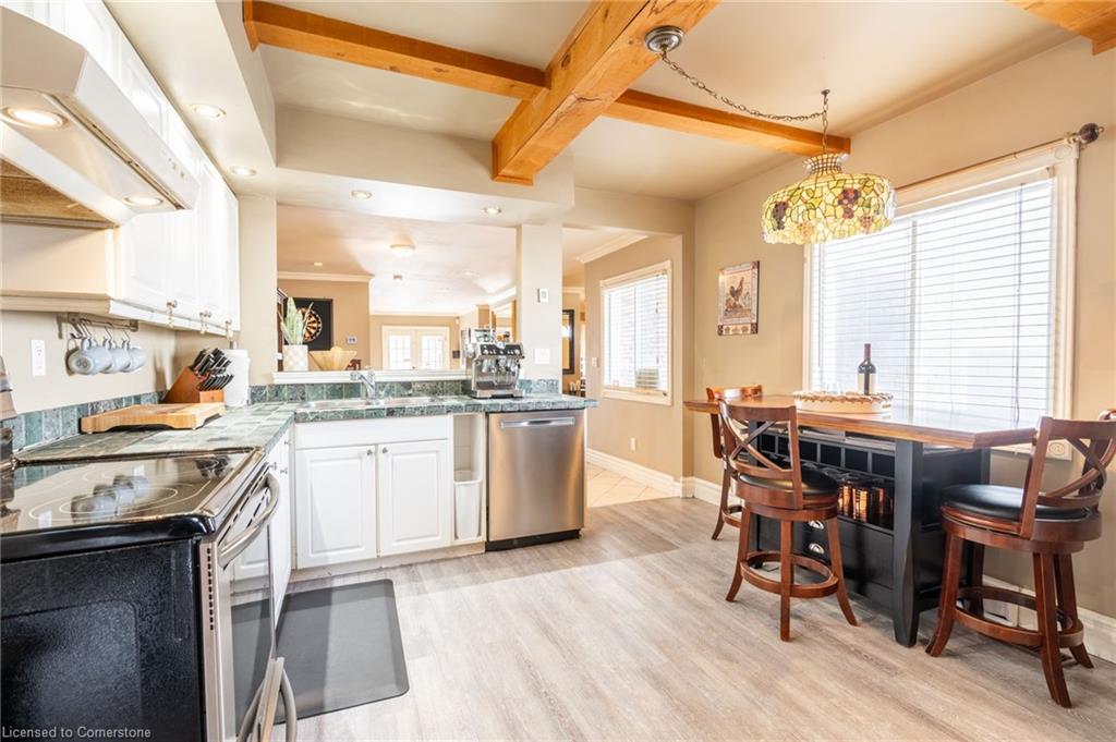 30 Cecil Street Property Photo 18