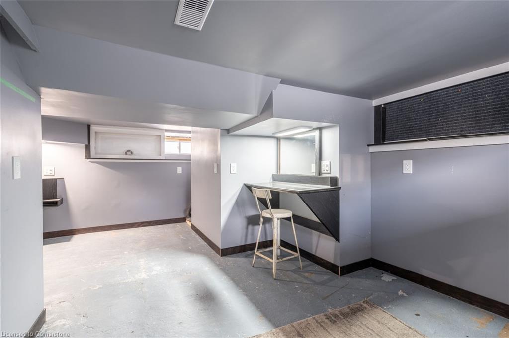 30 Cecil Street Property Photo 36