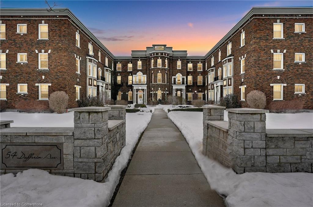 12-54 Dufferin Avenue Property Photo