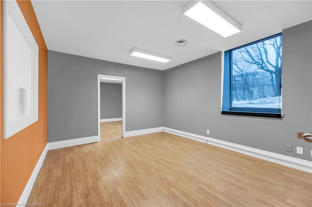 100a-185 Young Street Property Photo 24