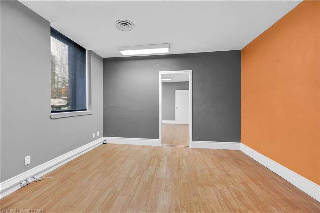 100a-185 Young Street Property Photo 27