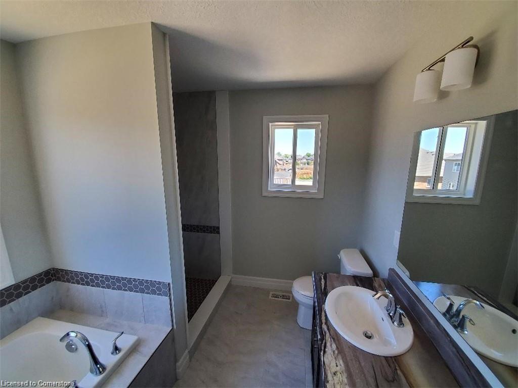 44 Robertson Drive Property Photo 10