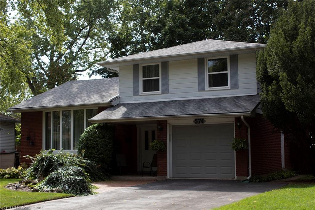 574 Louise Drive Property Photo