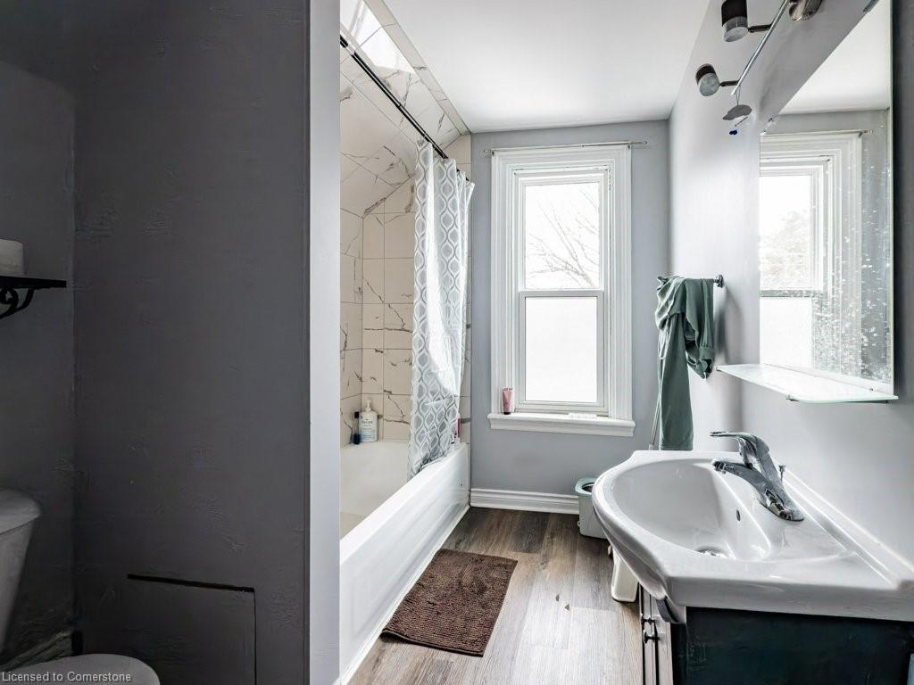 28 Ontario Street Property Photo 15