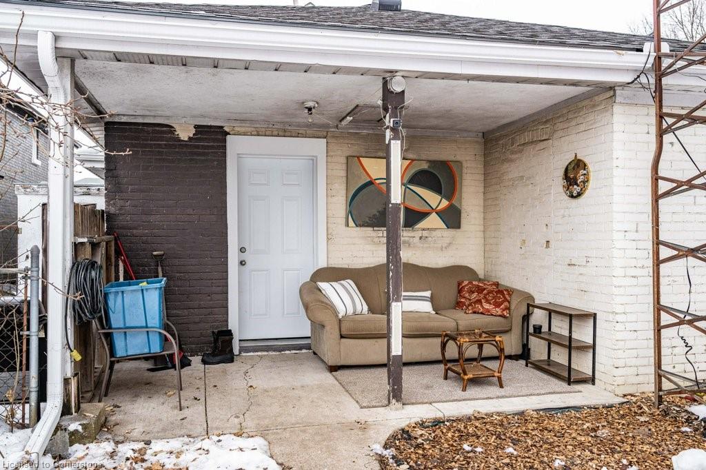 28 Ontario Street Property Photo 32