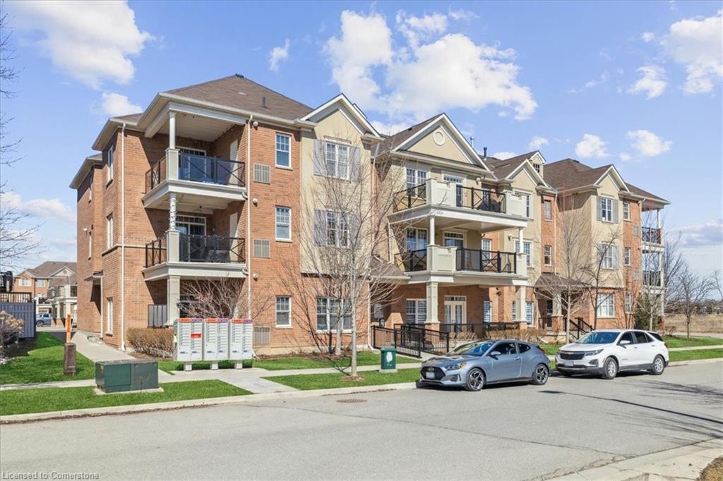 303-277 Gatwick Drive Property Photo