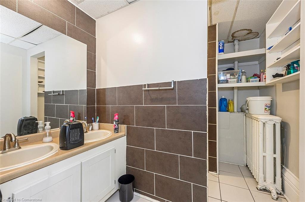22 Academy Street Property Photo 14