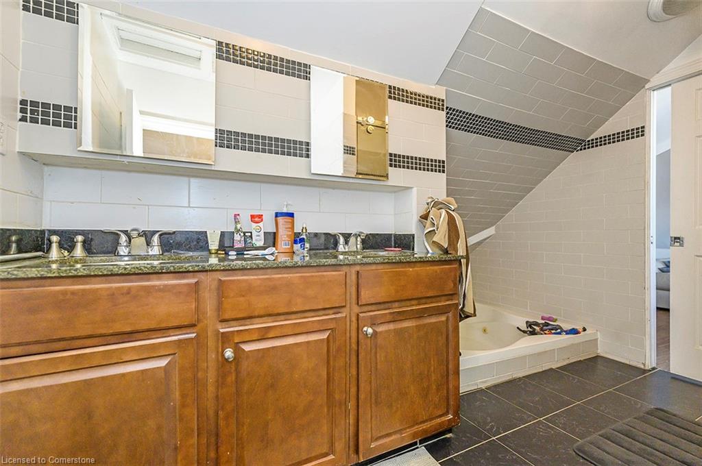 22 Academy Street Property Photo 25