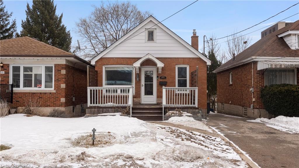 69 Lyons Avenue Property Photo 2