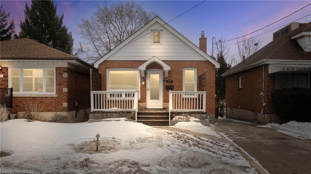69 Lyons Avenue Property Photo 4
