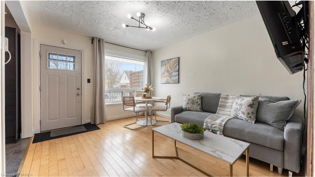 69 Lyons Avenue Property Photo 14
