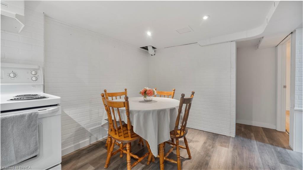 69 Lyons Avenue Property Photo 28