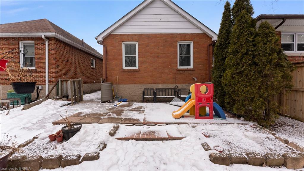 69 Lyons Avenue Property Photo 36